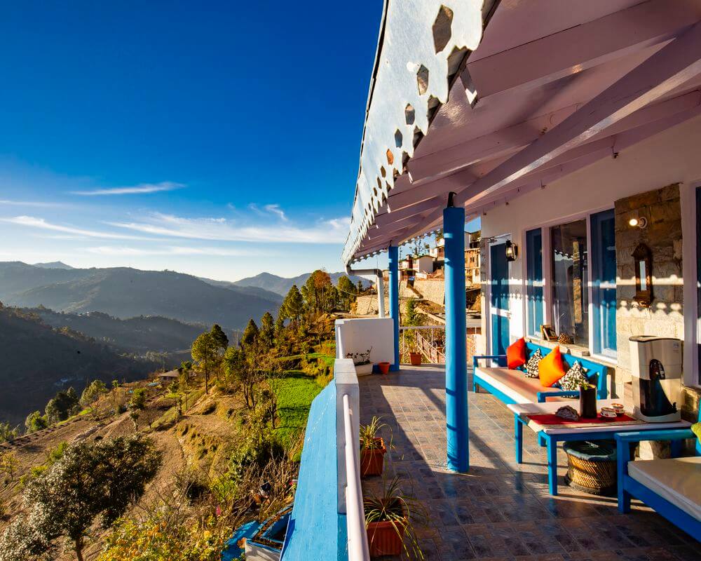 Mukteshwar Honeymoon Package